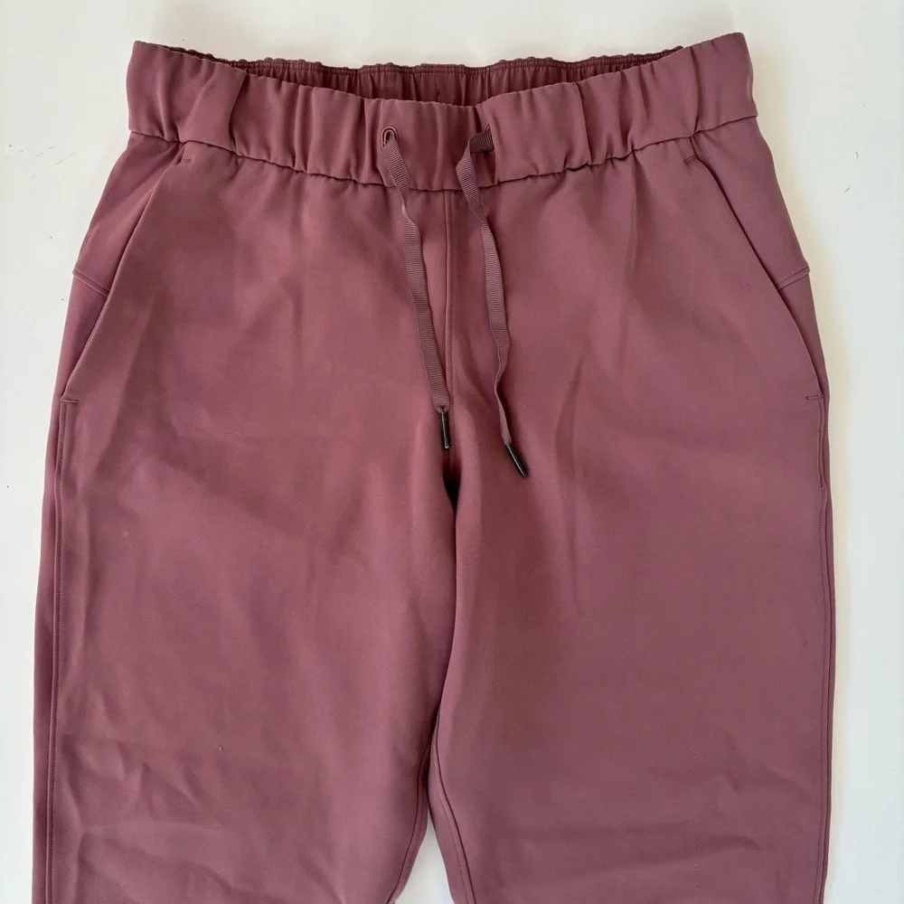 Lululemon Women's Dusty Pink On the Fly 7/8 Pant Athletic Athleisure Size 6